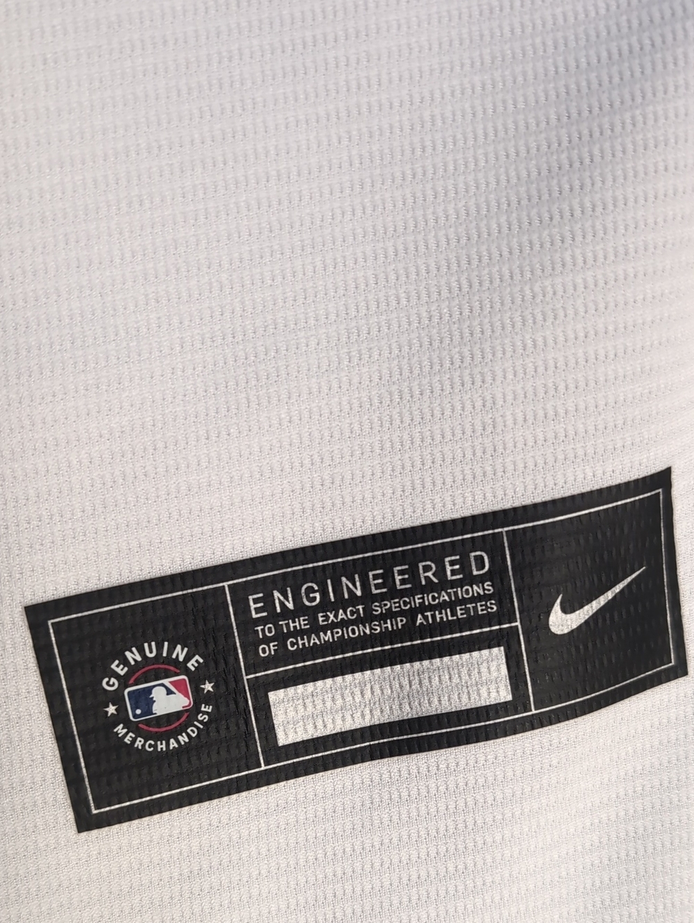 Nike Cincinnati Reds Mike Moustakas #9 MLB Stitched Baseball Jersey Medium White - Picture 8 of 12